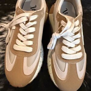 Very G Women's Tan and Cream Sneakers